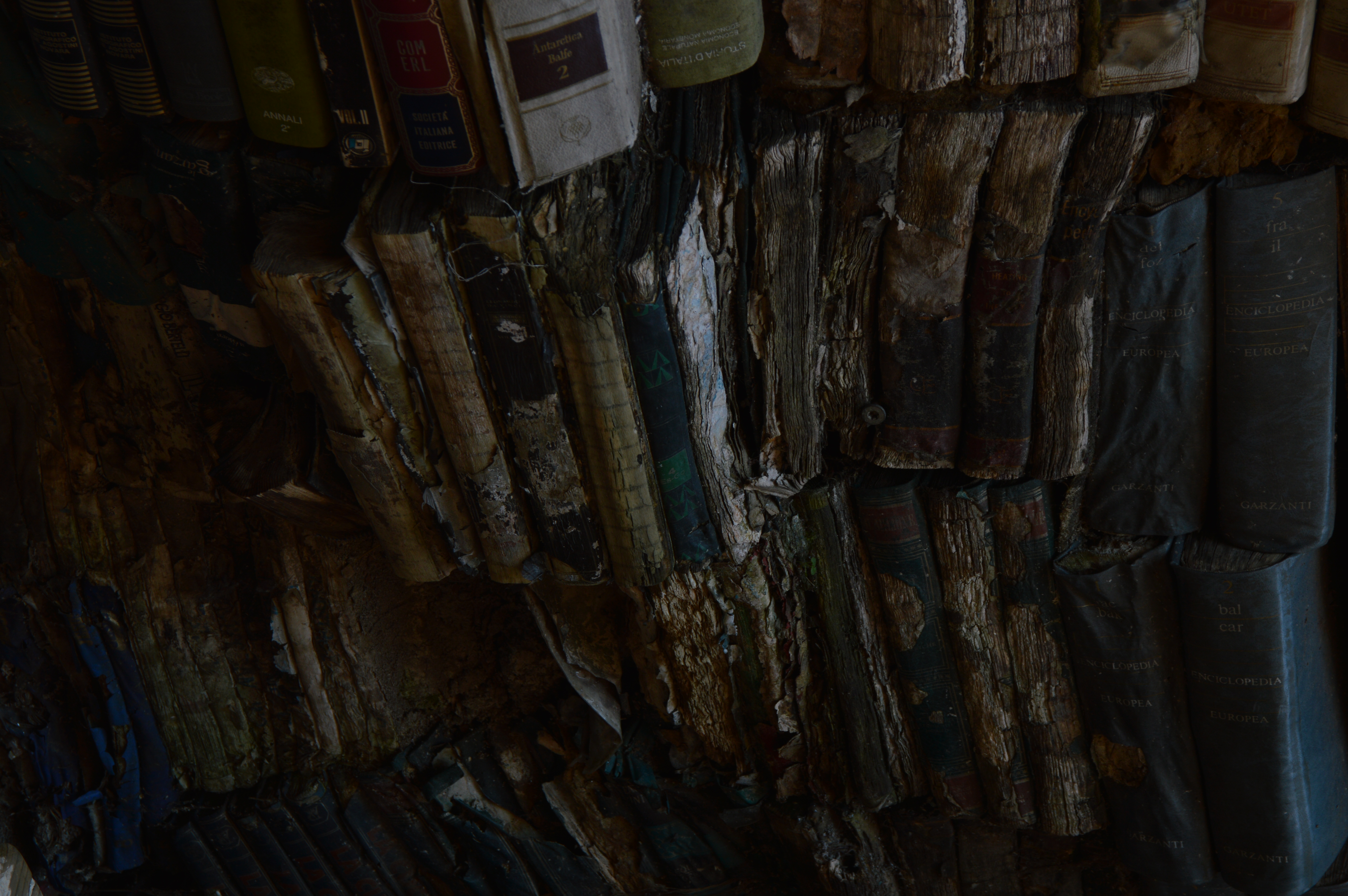 Decay of Knowledge